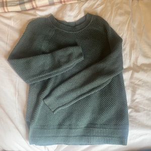 Old navy sweater